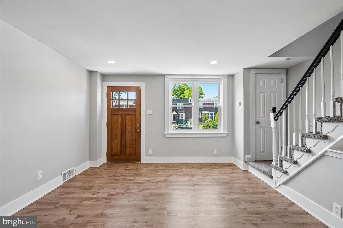 306 Pine Street photo 6