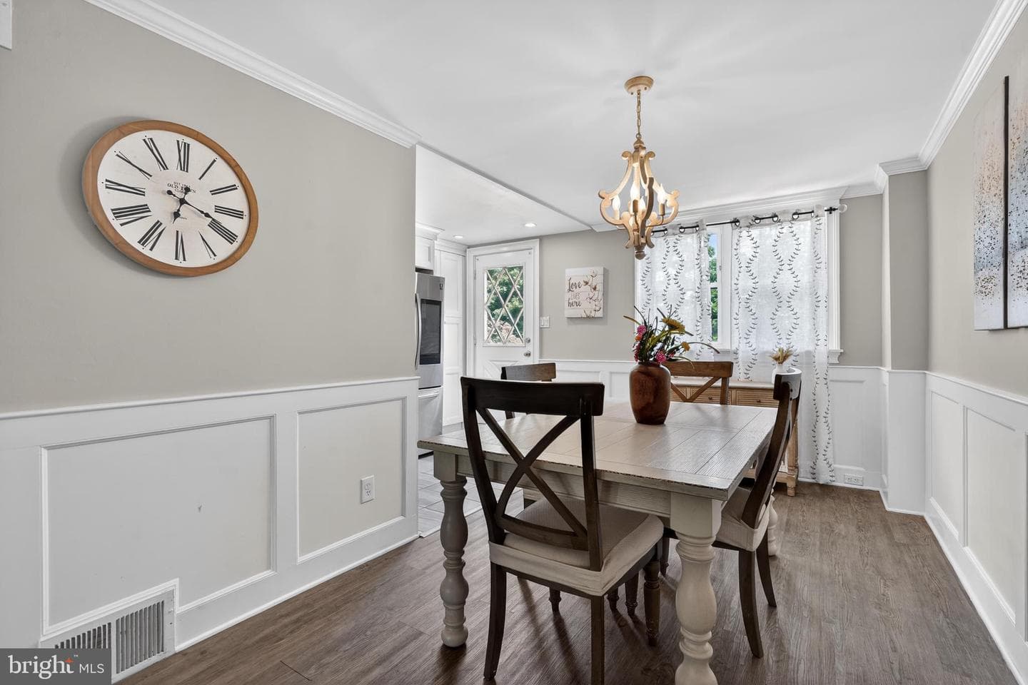 519 Seven Oaks Drive photo 15