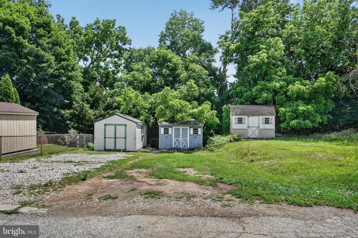 519 Seven Oaks Drive photo 33