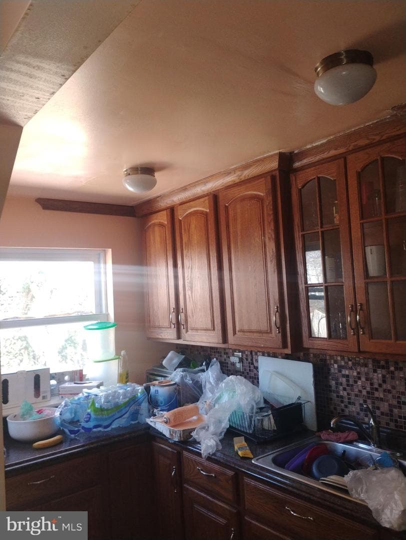7143 Guilford Road photo 5