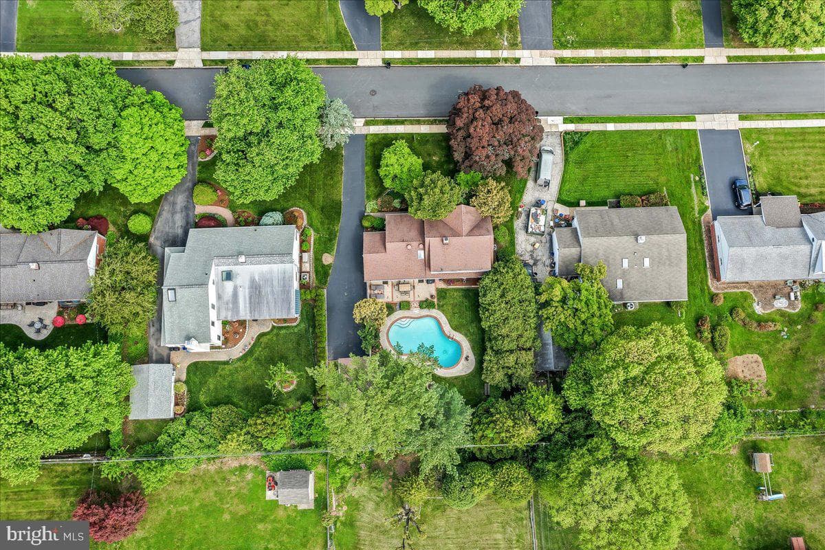 411 Harvard Avenue photo 23