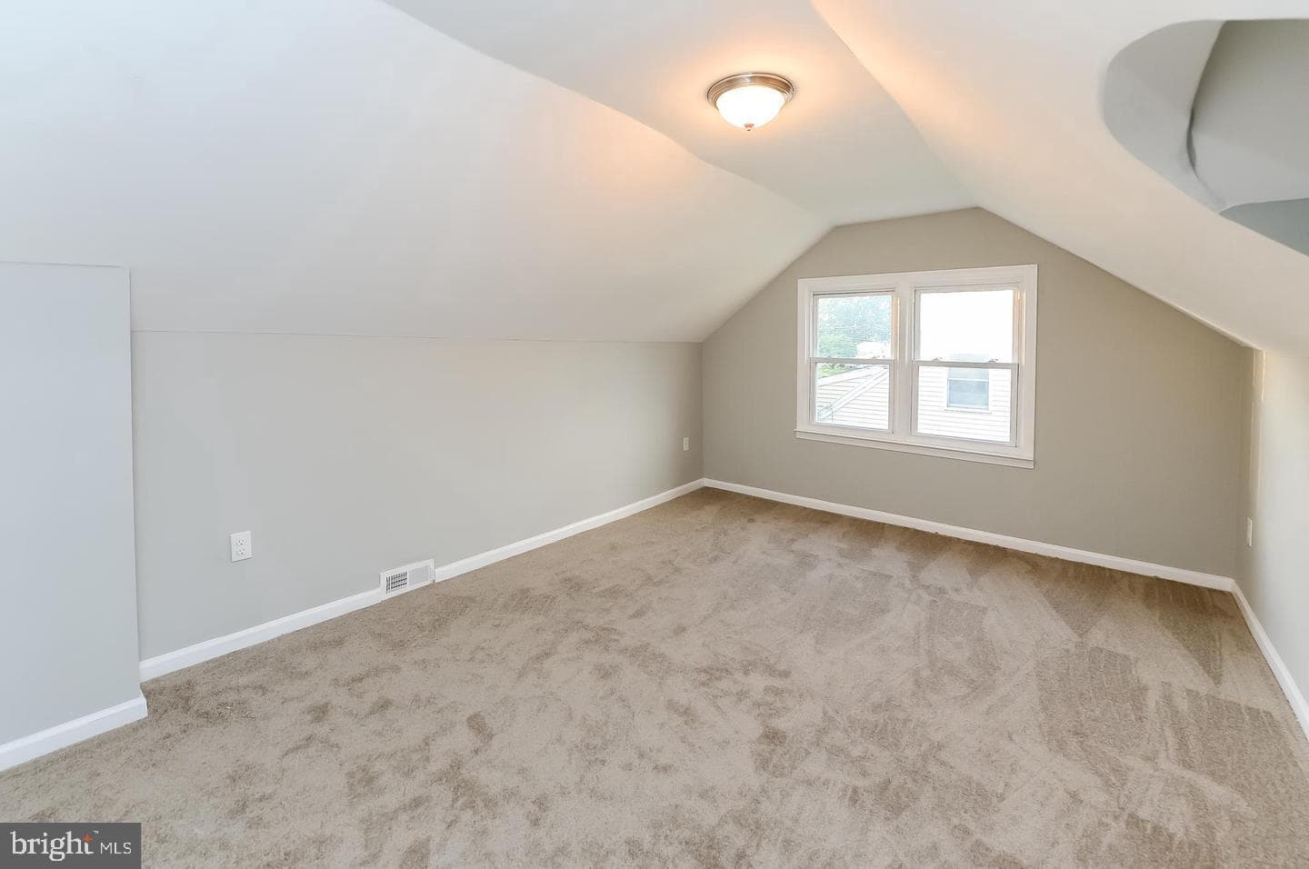 112 Upland Road photo 12