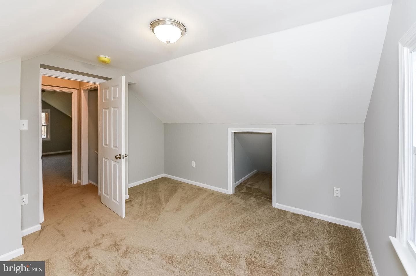 112 Upland Road photo 18