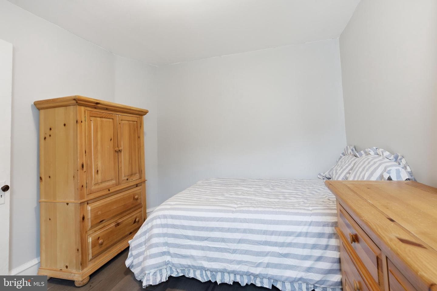 1423 Lawrence Road photo 23