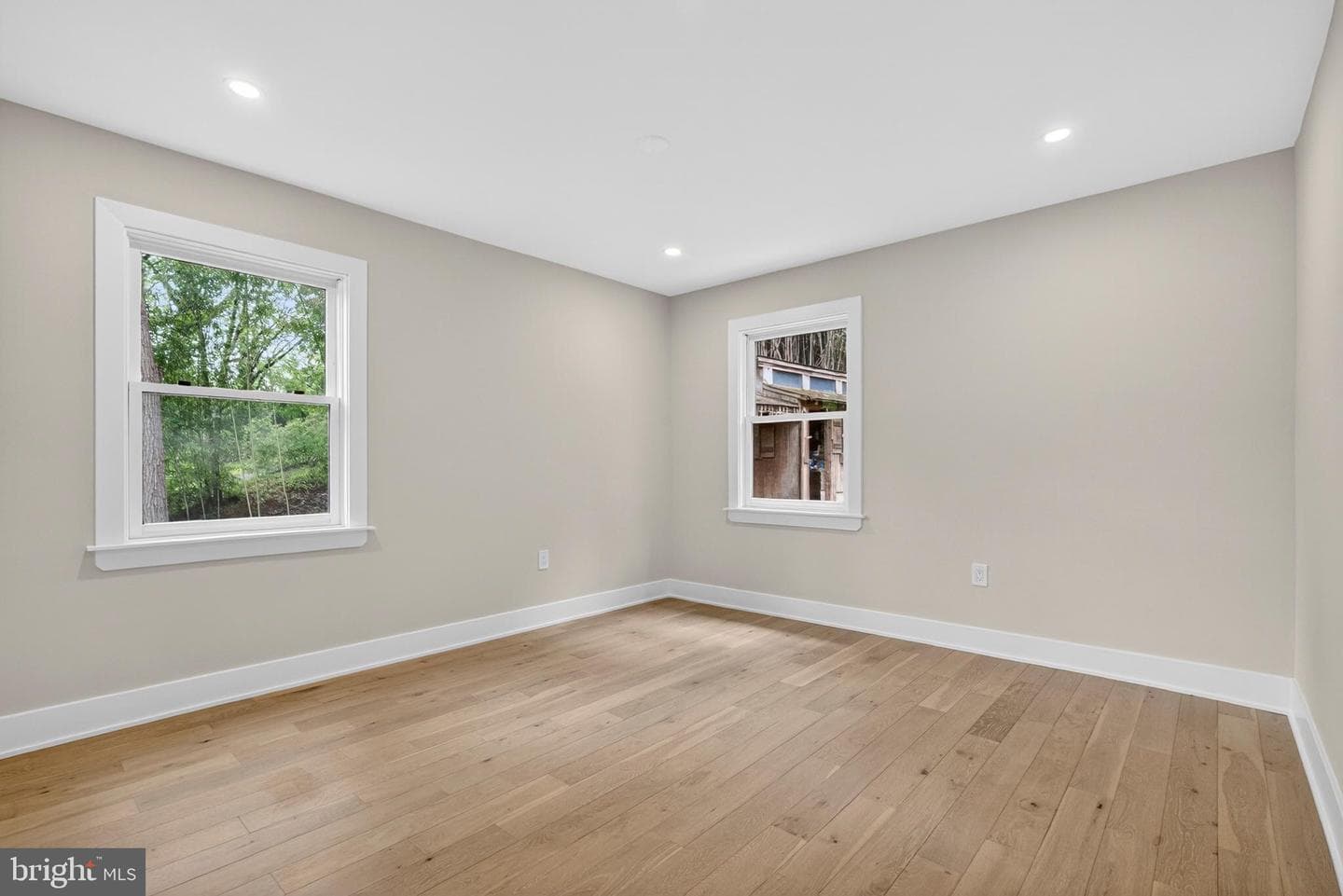 135 Bryn Mawr Avenue photo 19