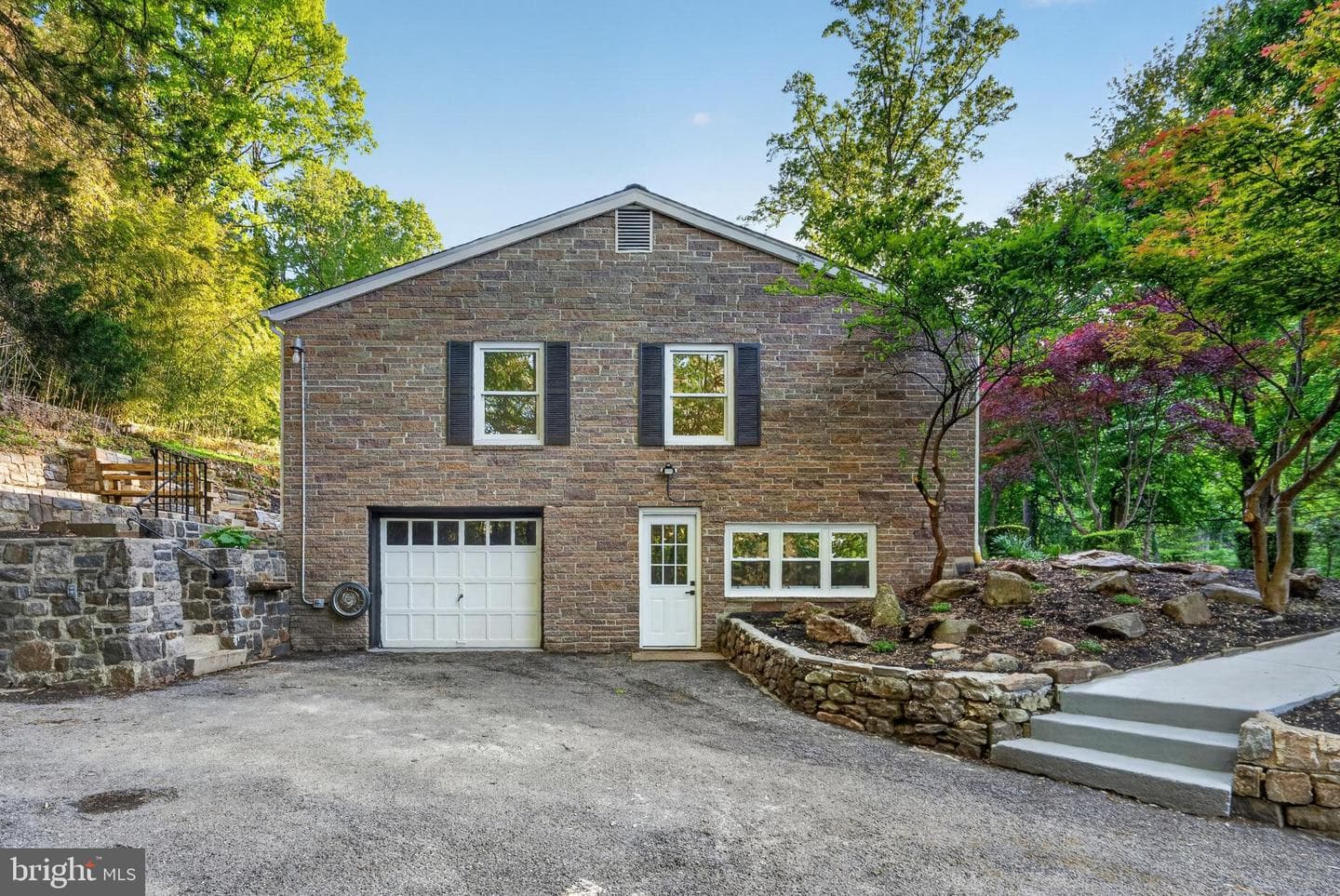 135 Bryn Mawr Avenue photo 45
