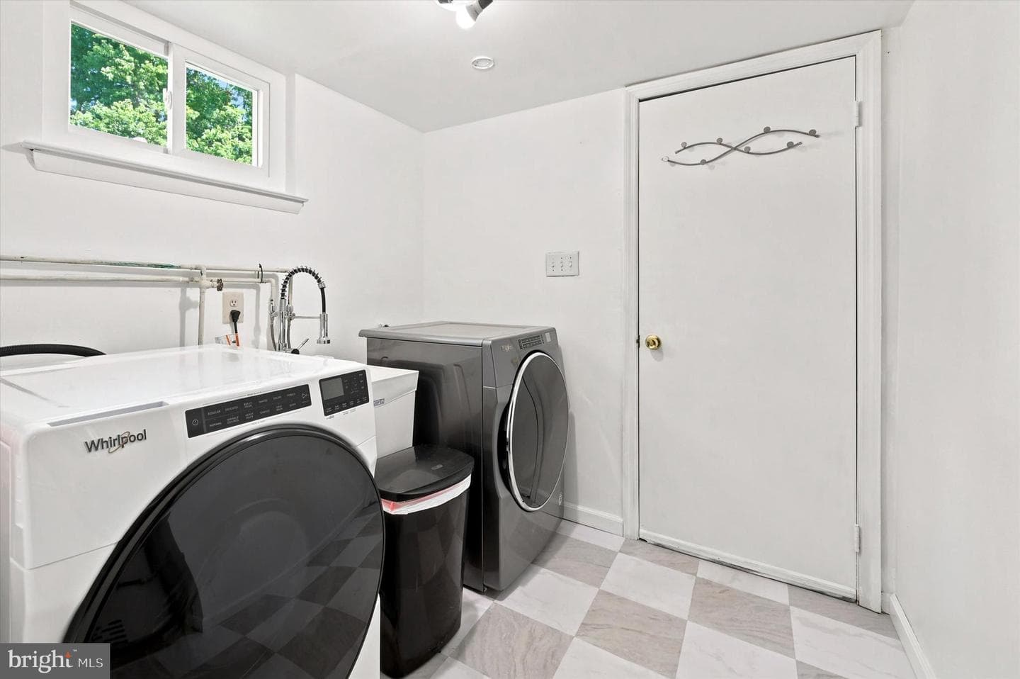 26 Giles Ln photo 18