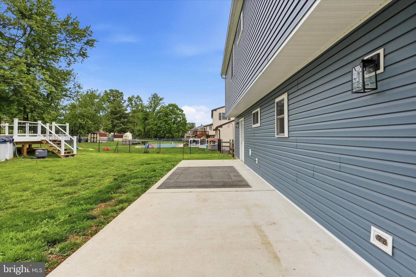 26 Giles Ln photo 19