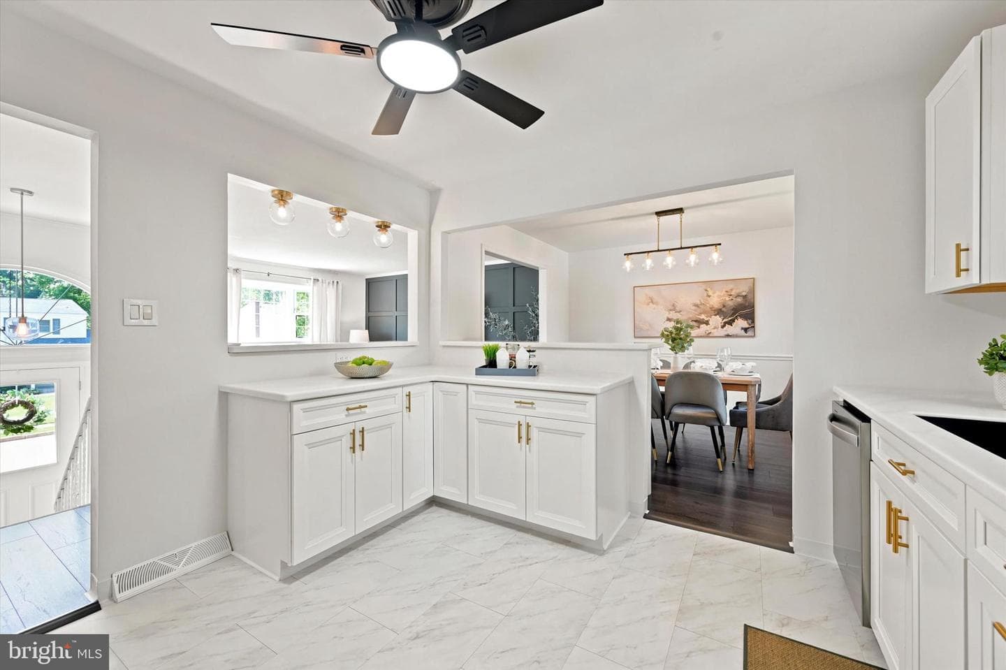 26 Giles Ln photo 6