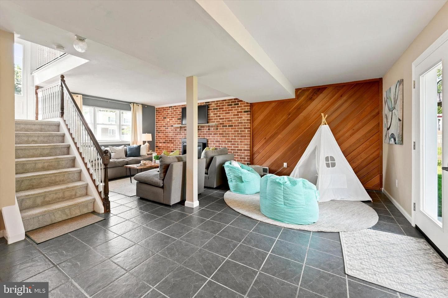 26 Giles Ln photo 9