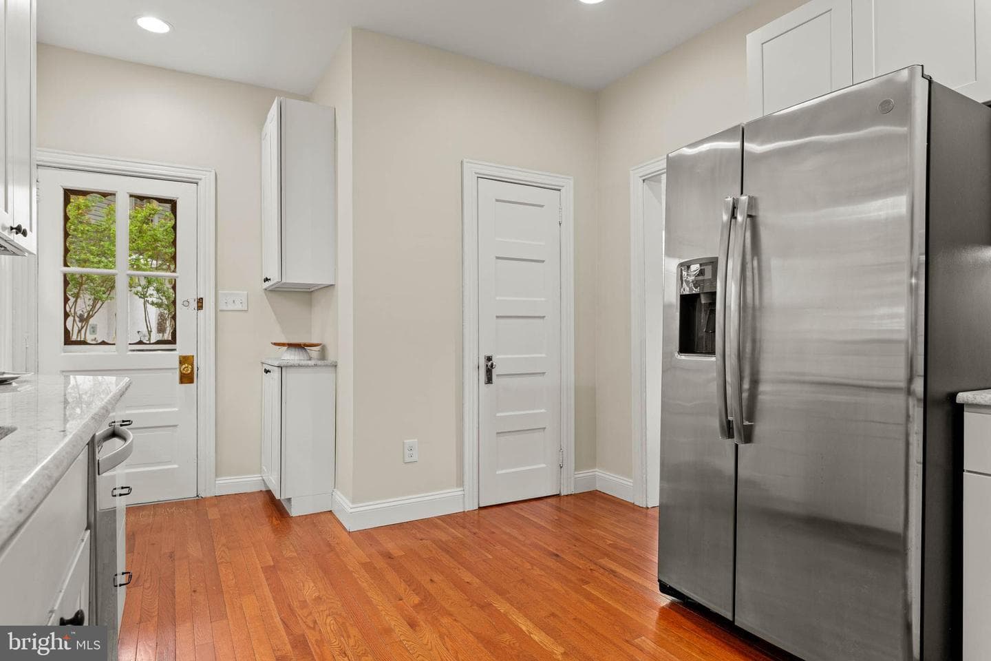 1227 Manor Road photo 18