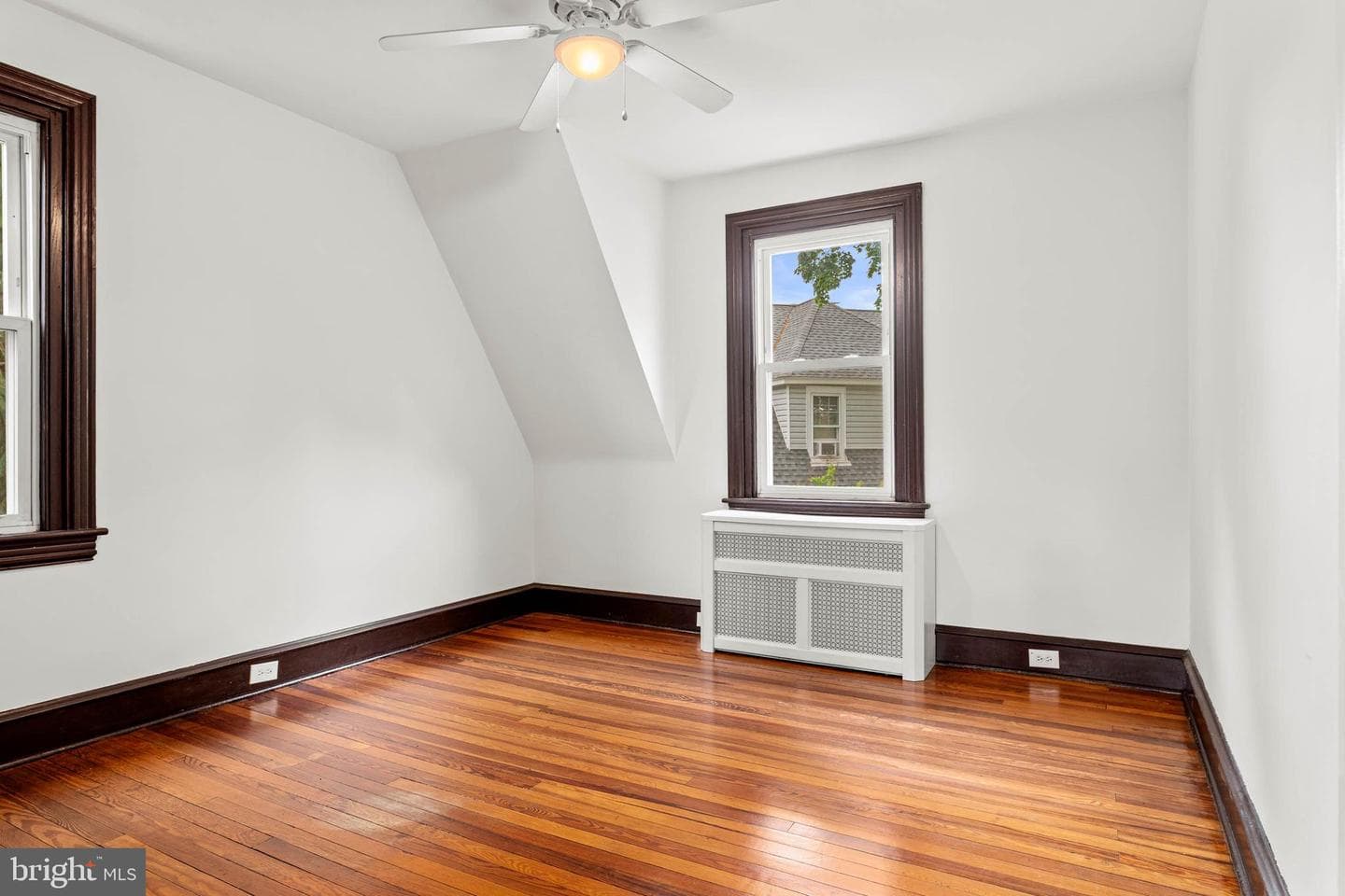 1227 Manor Road photo 25