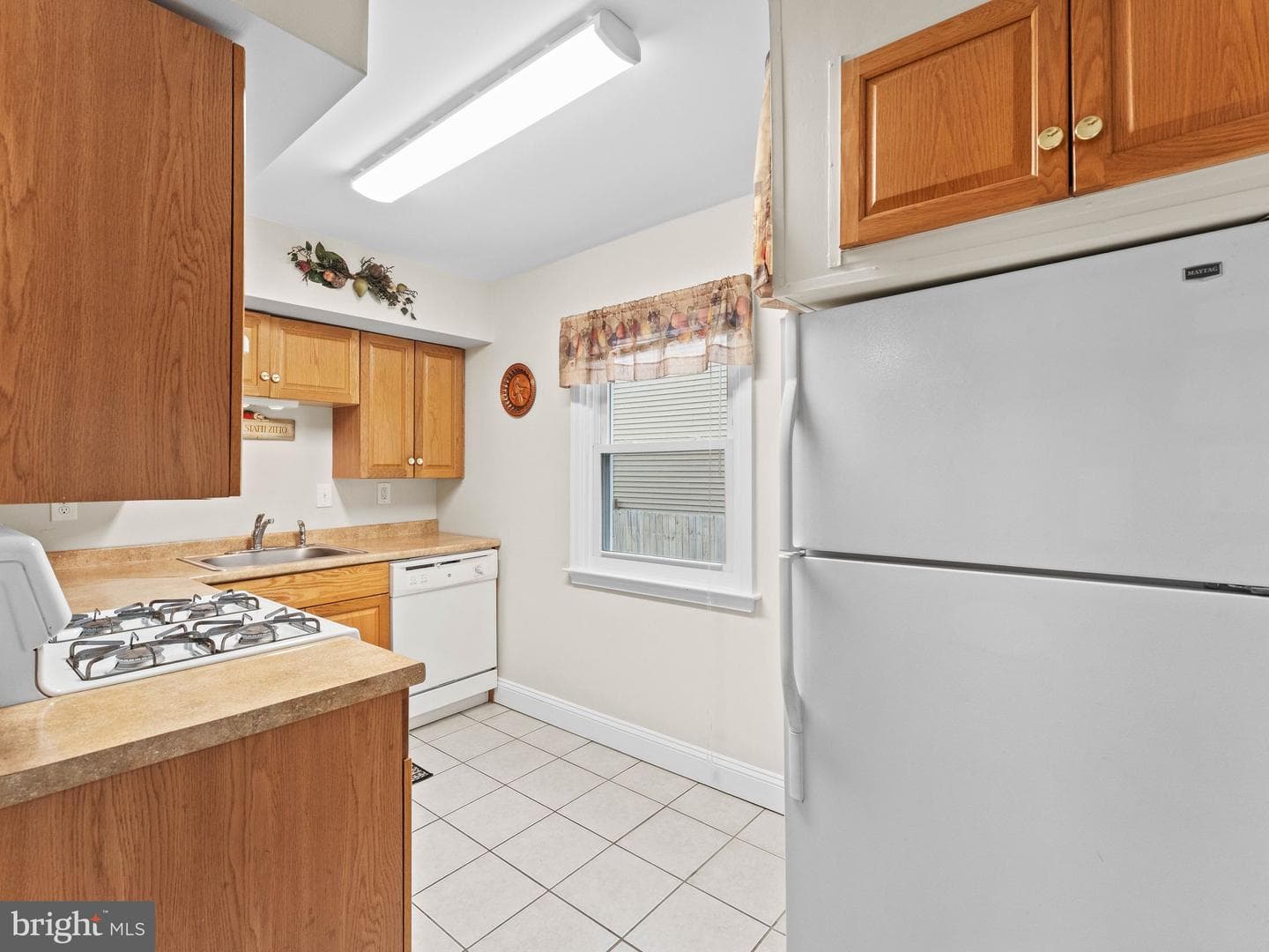 818 4th Avenue photo 9