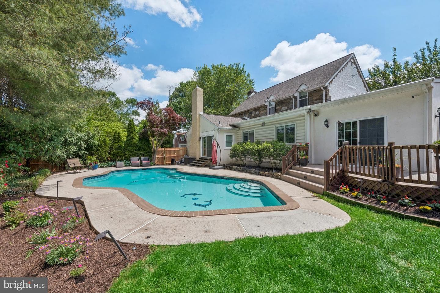 212 E Woodland Avenue photo 35