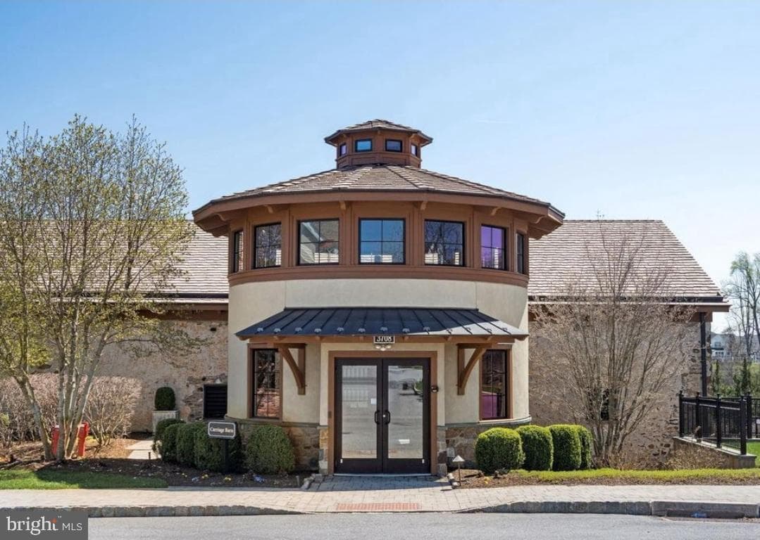 3702 Liseter Gardens photo 39