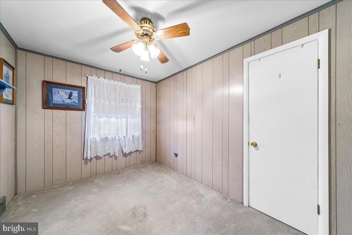 327 Ashland Avenue photo 12
