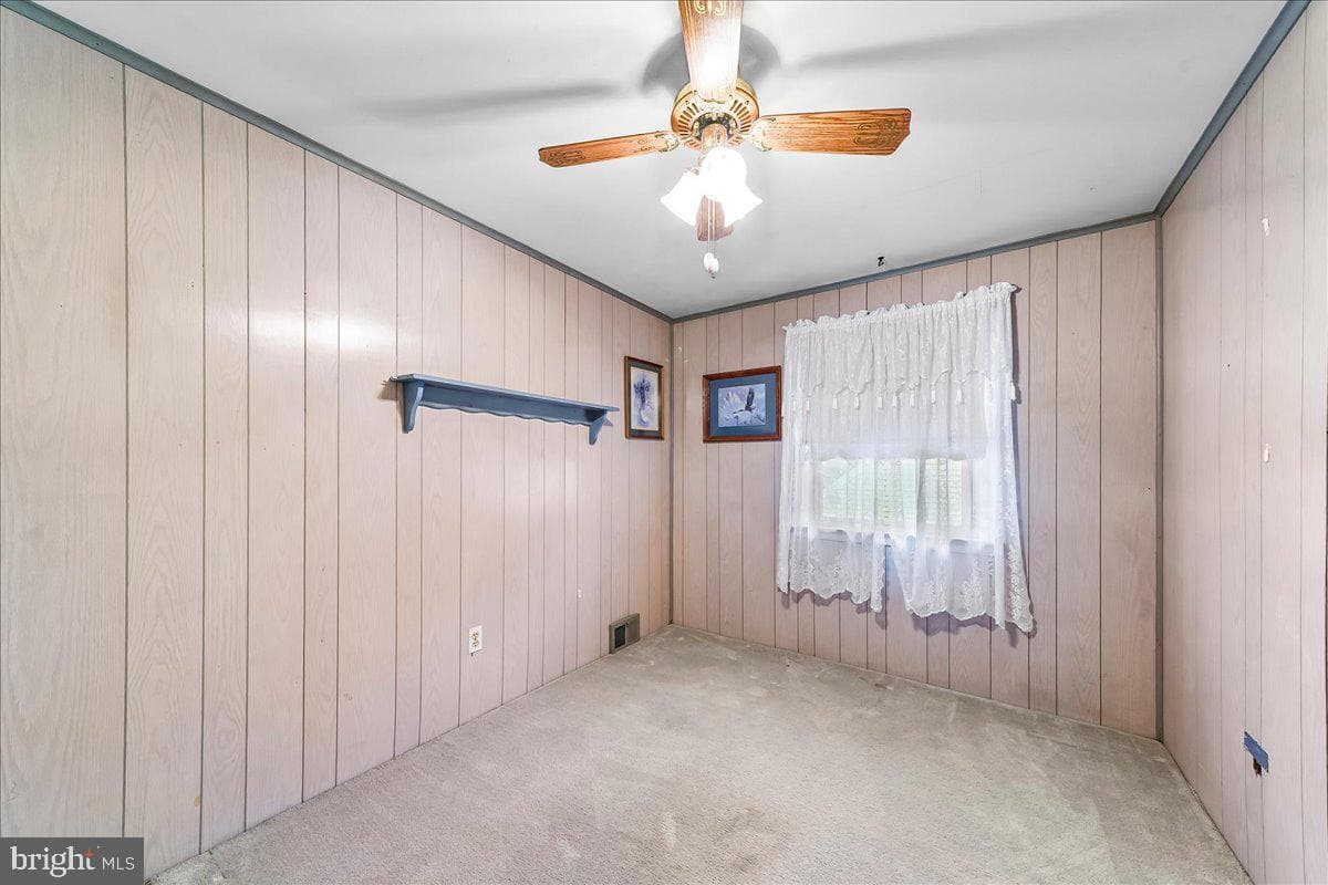 327 Ashland Avenue photo 13