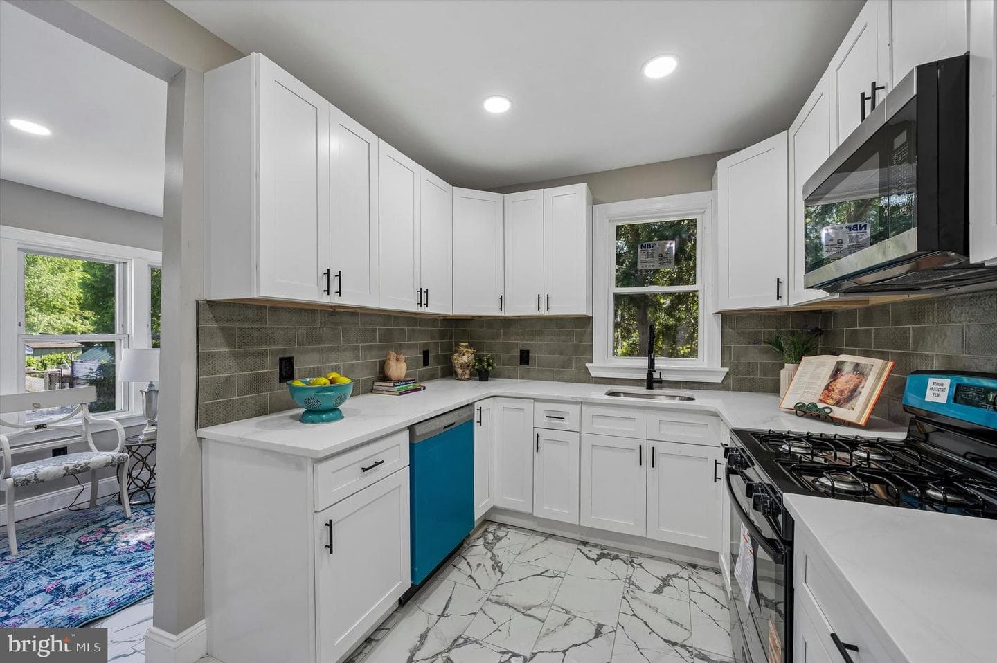 1455 Elmwood Avenue photo 11