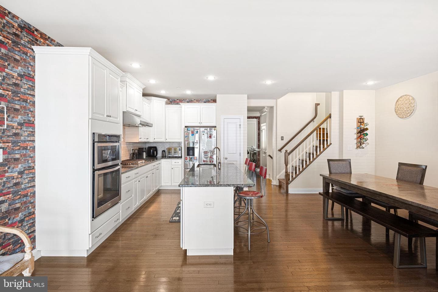 103 Murray Lane photo 8
