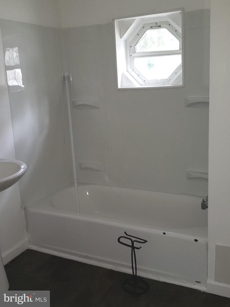 2706 Lehman Street photo 5