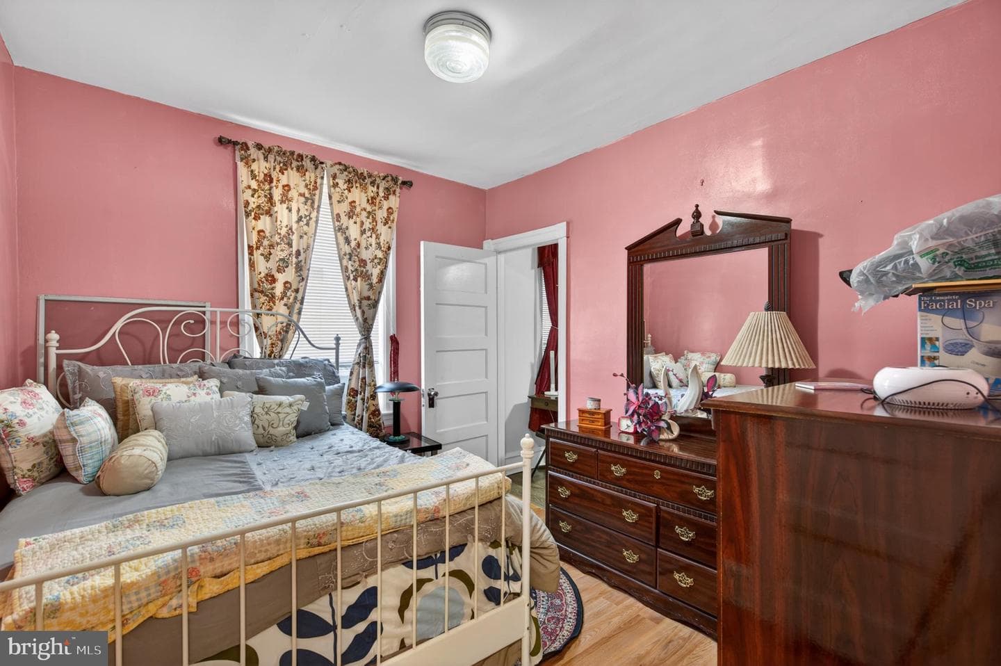 335 S 6th Street photo 9