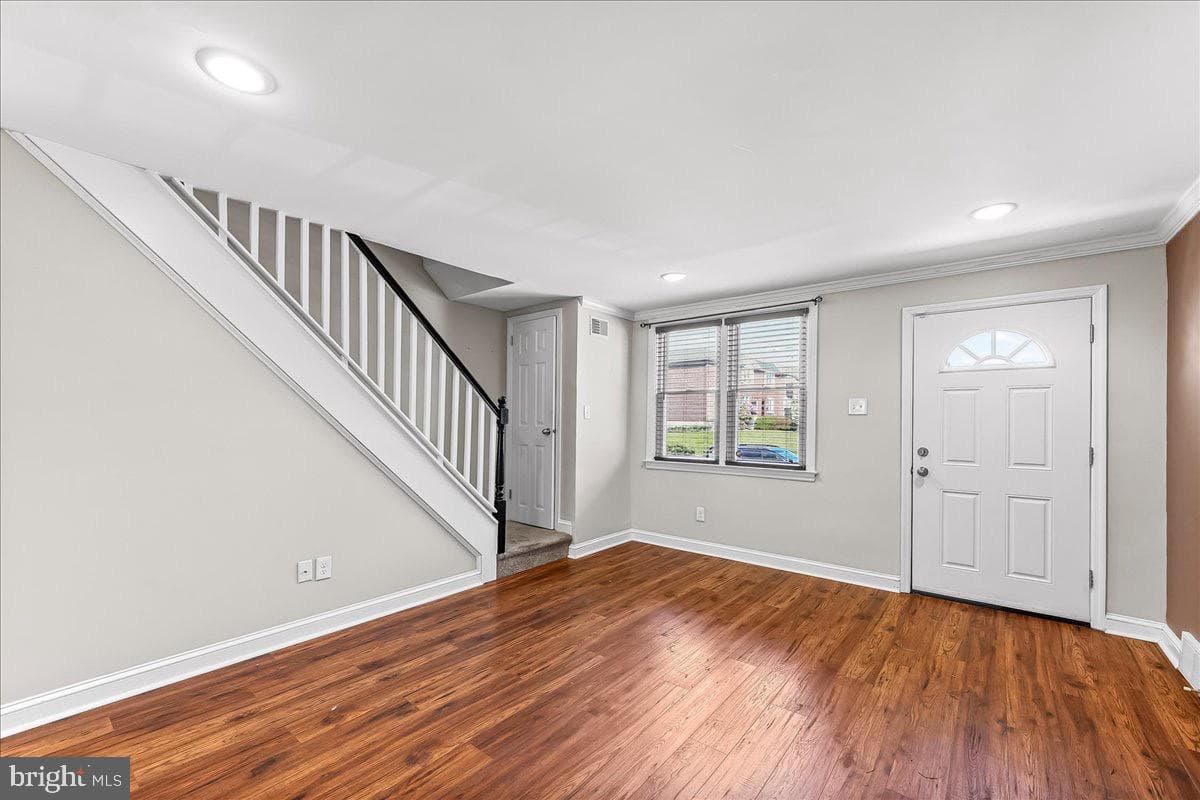 1160 Brookwood Lane photo 11