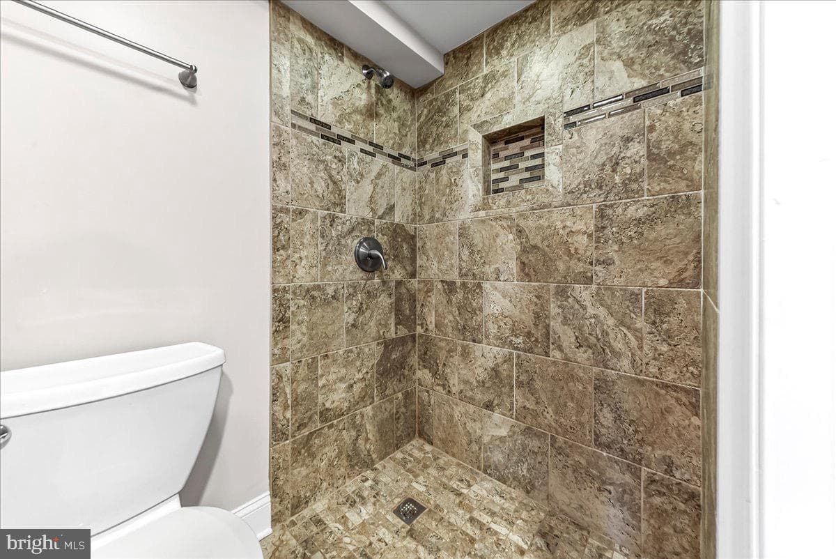 1160 Brookwood Lane photo 24