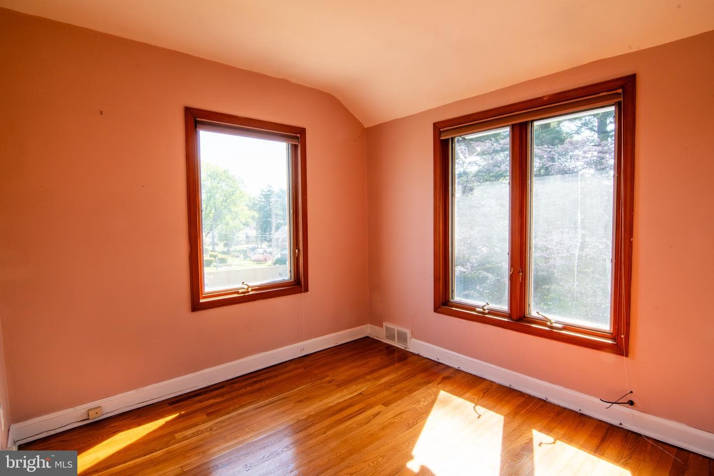 5004 Fairway Road photo 11