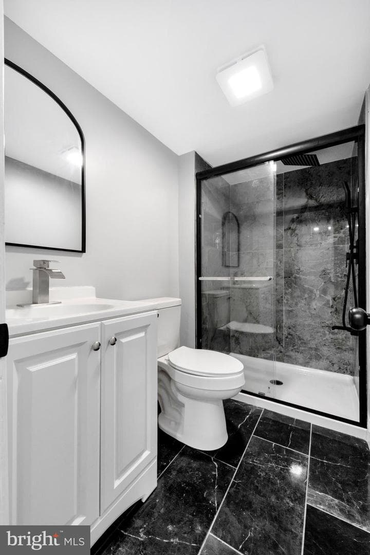 2448 Mansfield Avenue photo 26