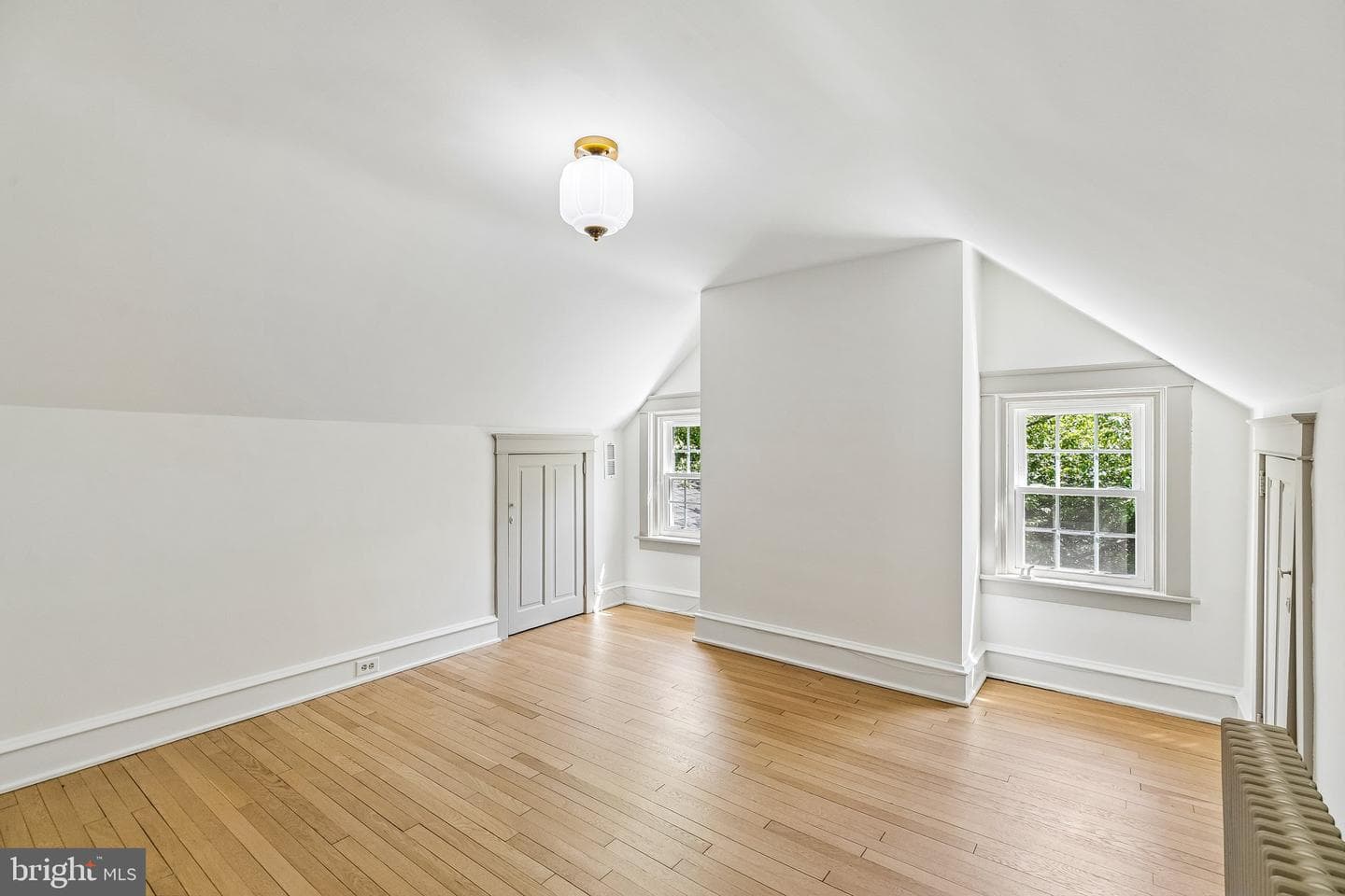 19 Farm Road photo 42