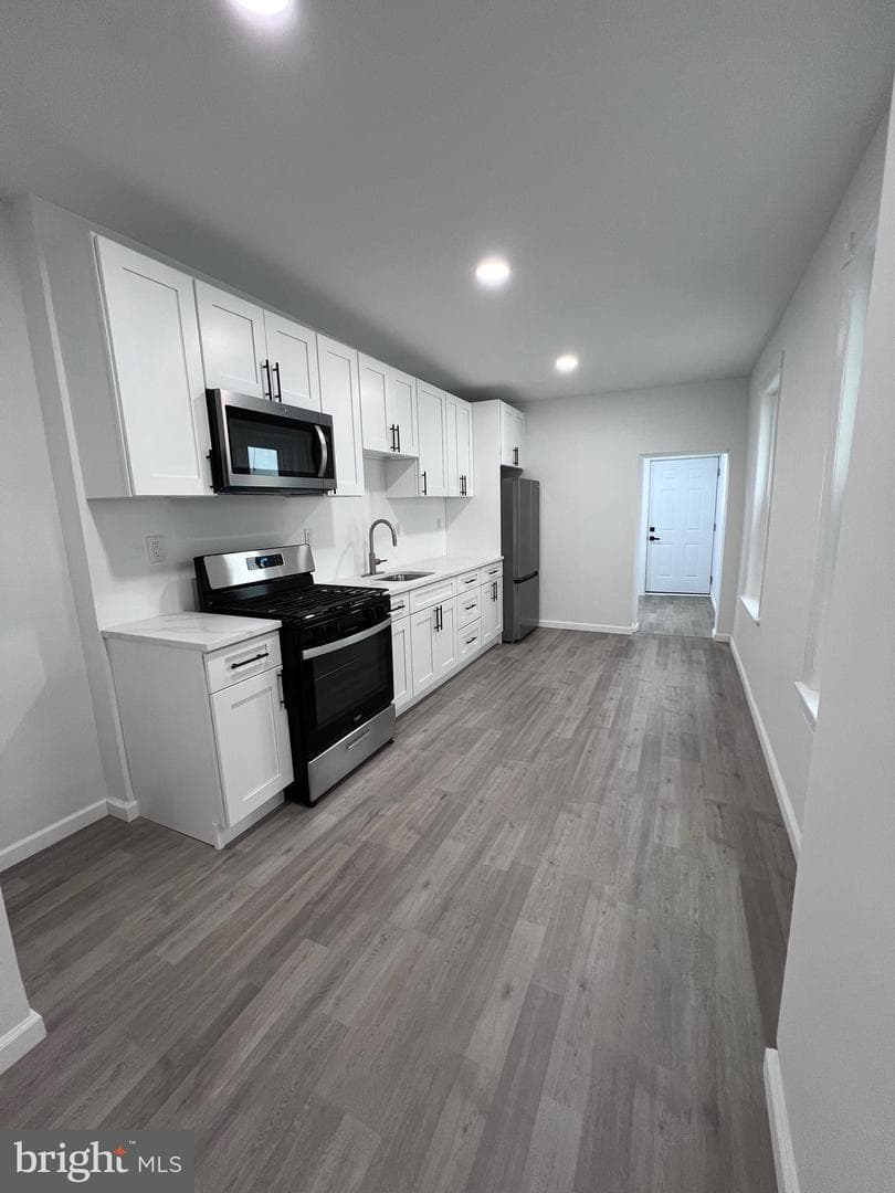 1026 Potter Street photo 4