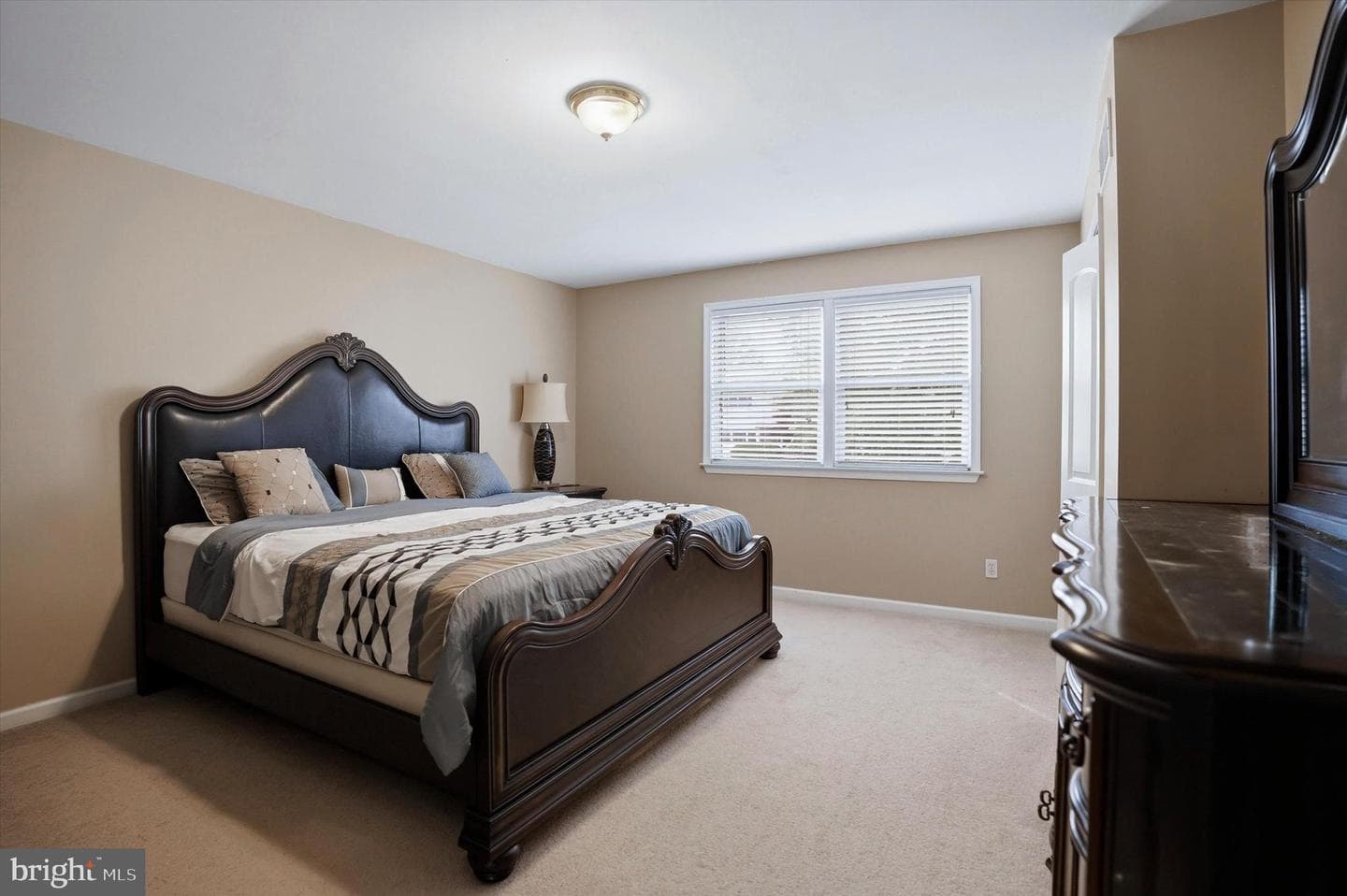 31 Evergreen Avenue photo 19