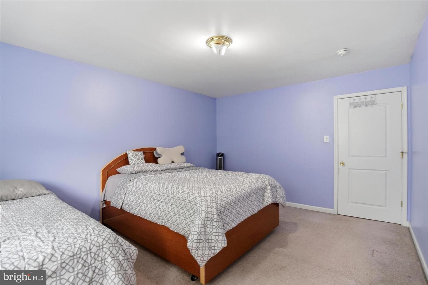 31 Evergreen Avenue photo 23