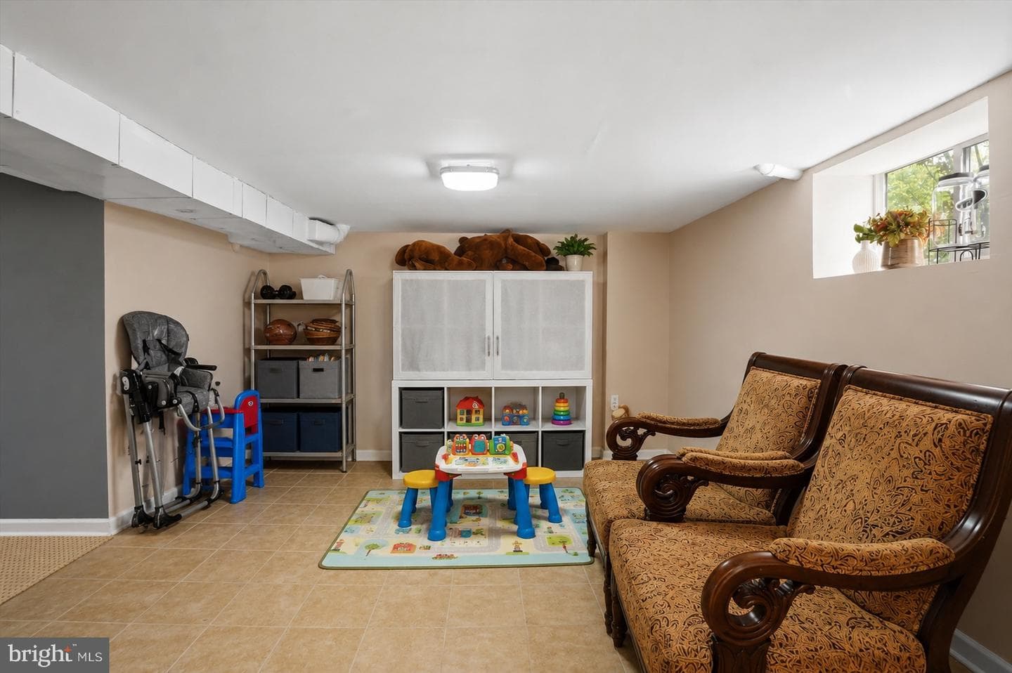 31 Evergreen Avenue photo 26