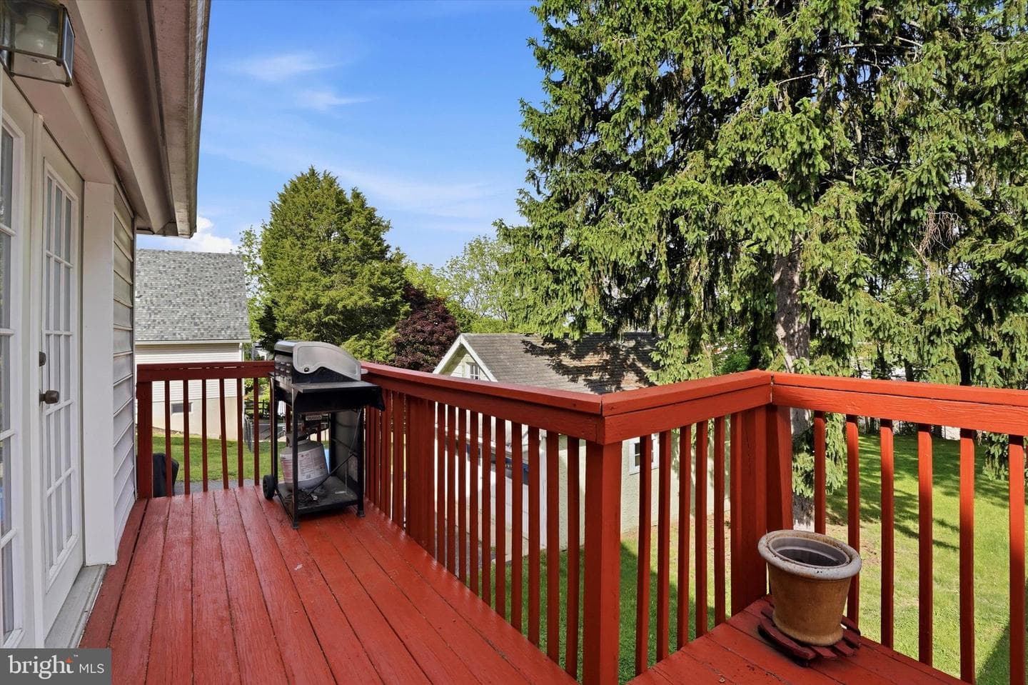 31 Evergreen Avenue photo 31