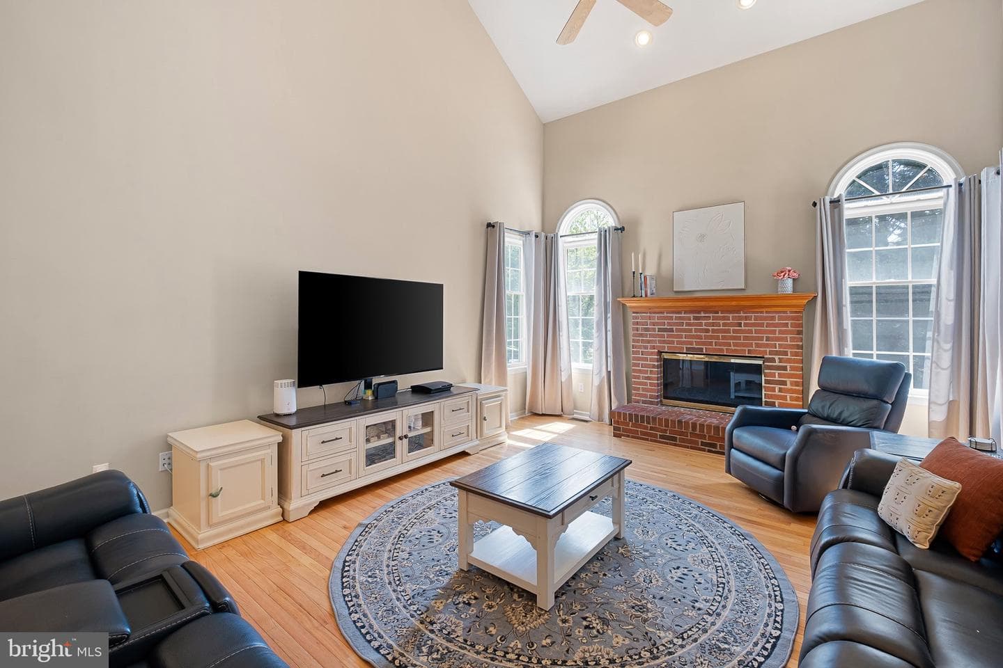 6 Hannah Drive photo 9