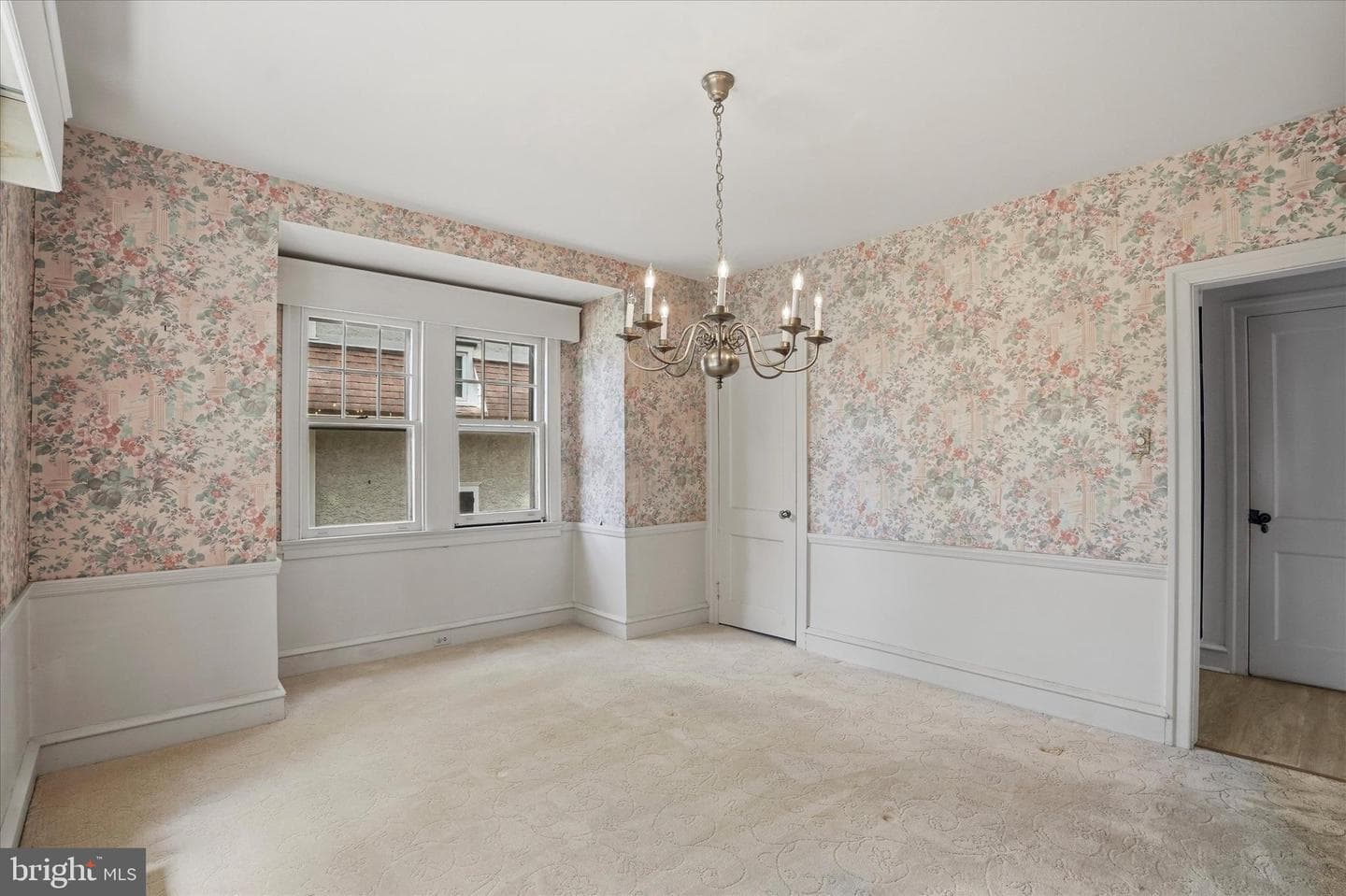 112 Strathmore Road photo 11