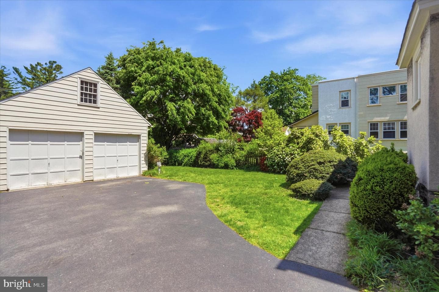 112 Strathmore Road photo 36