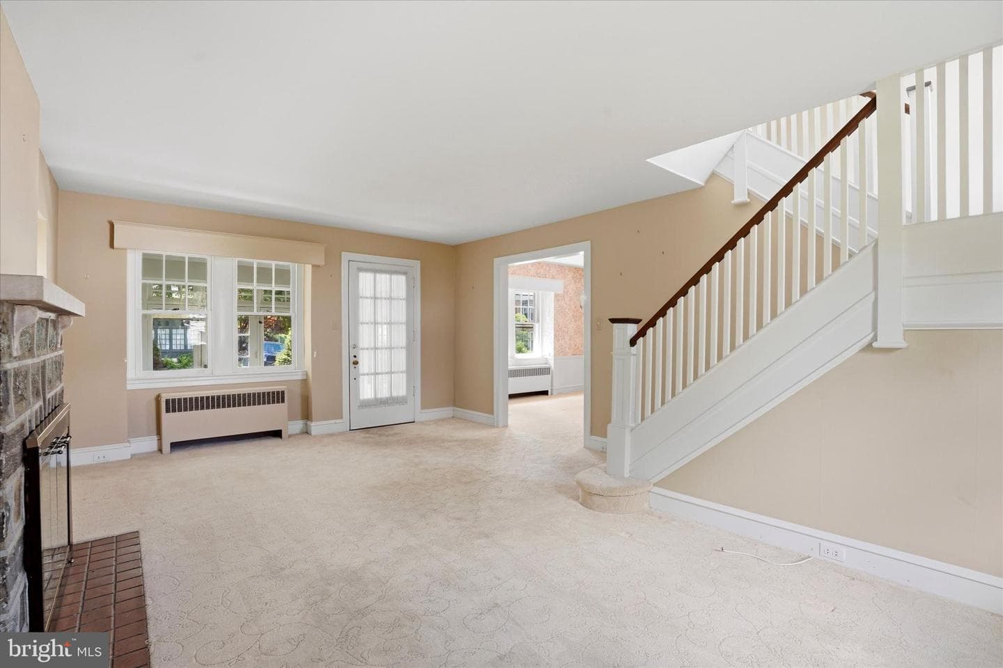 112 Strathmore Road photo 9