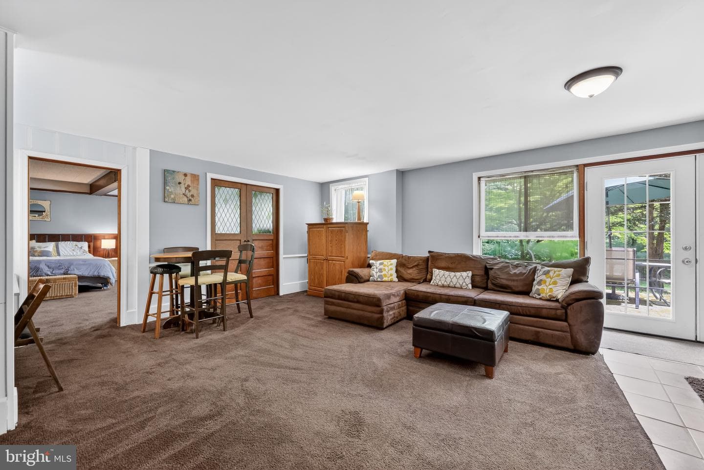 8 N Longpoint Lane photo 21