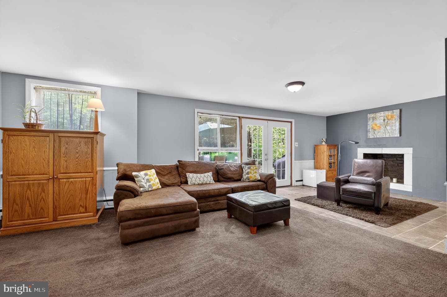 8 N Longpoint Lane photo 22