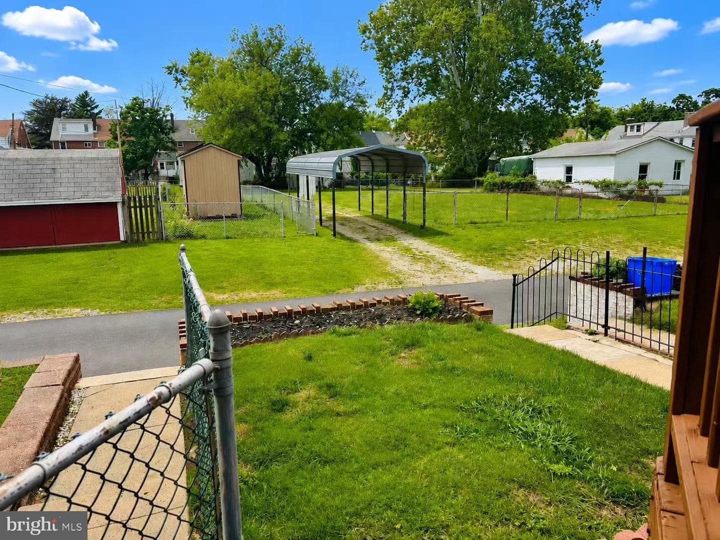 535 Jansen Avenue photo 27