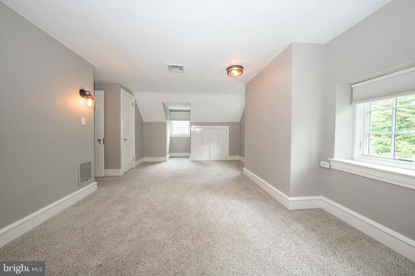 101 E Brookhaven Road photo 58