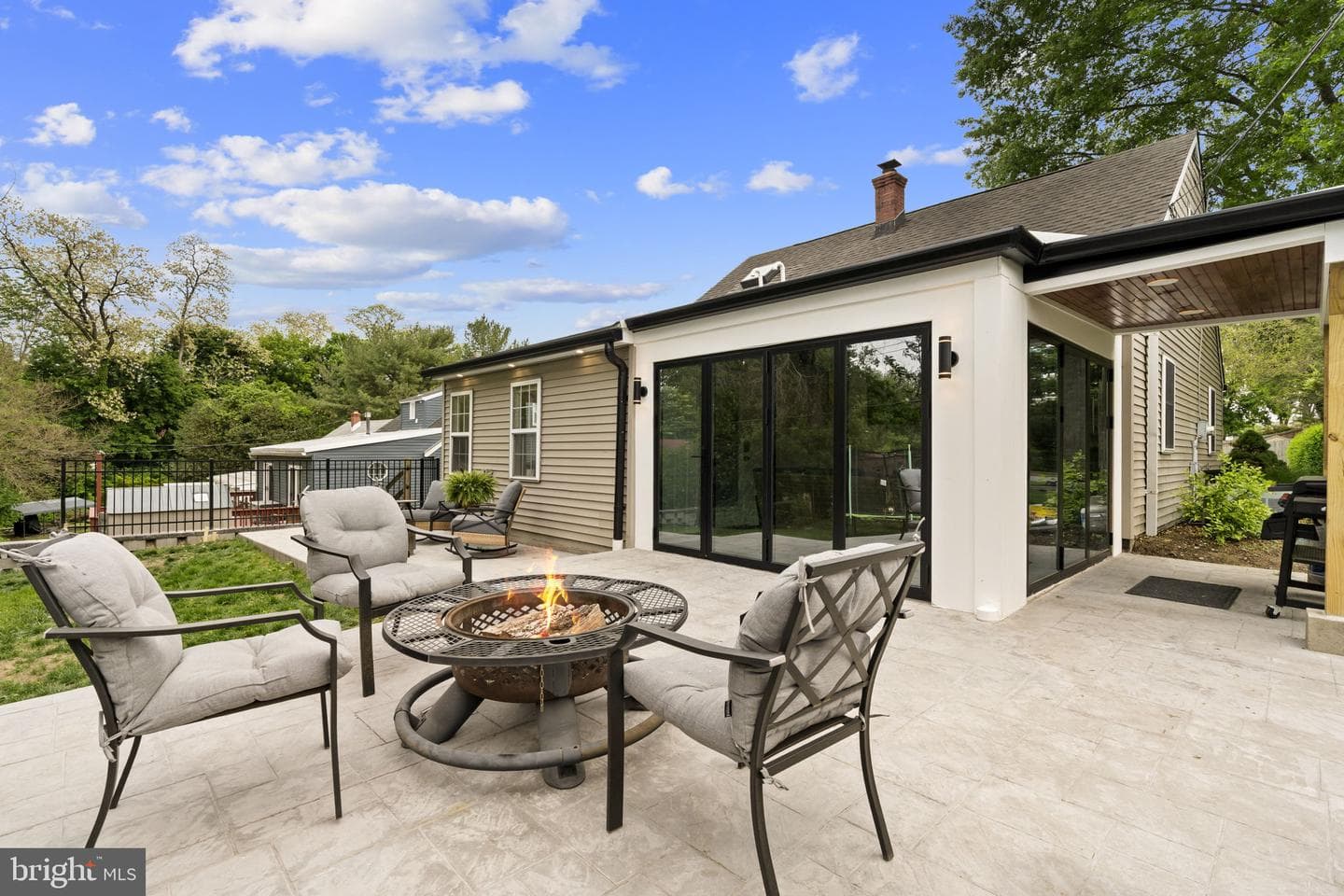 122 Roberts Road photo 51