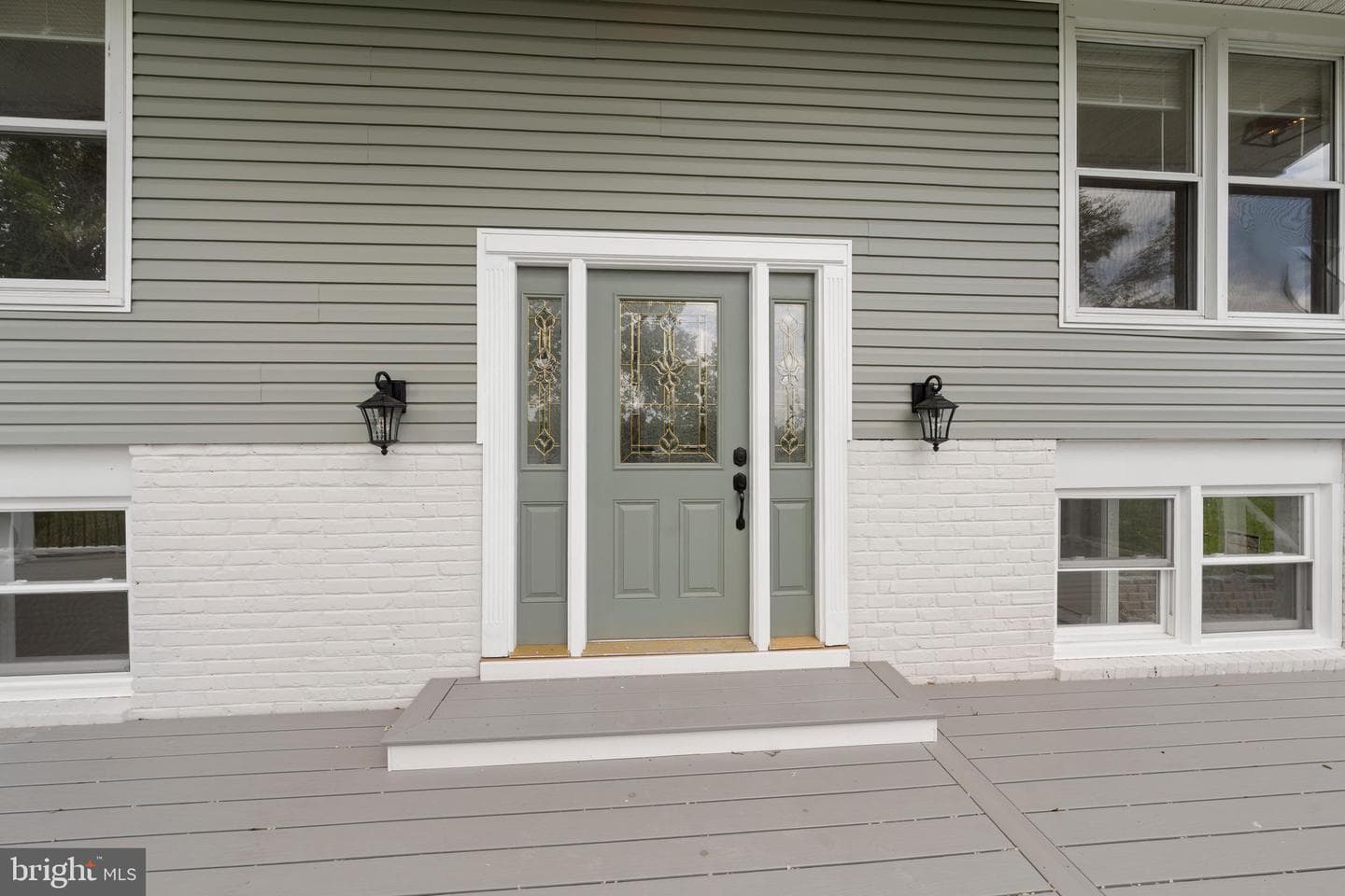 425 North Lane photo 3