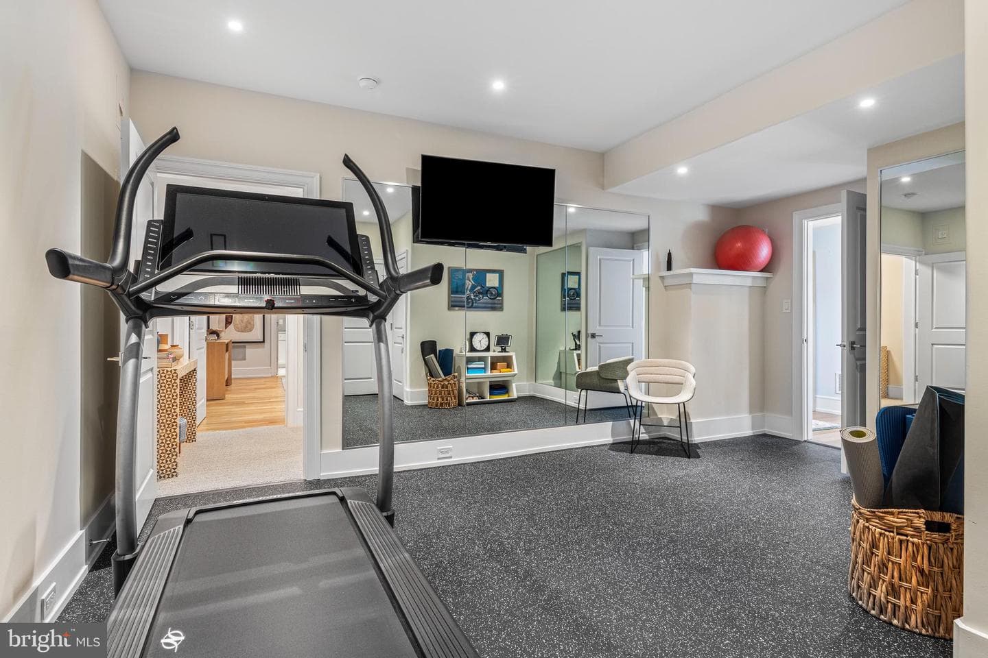 112 Dovecote Lane photo 36