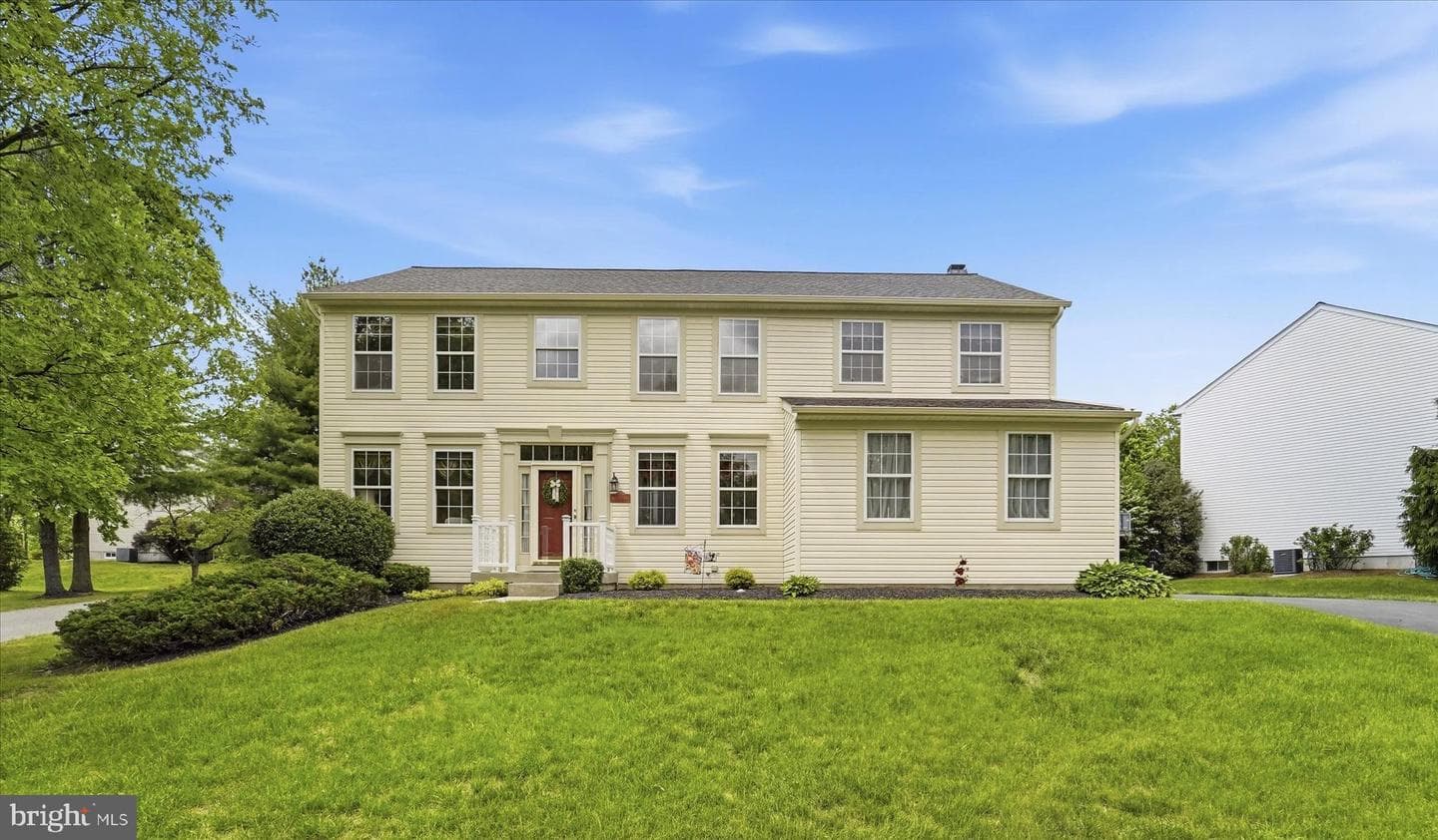 713 Iris Lane, Media