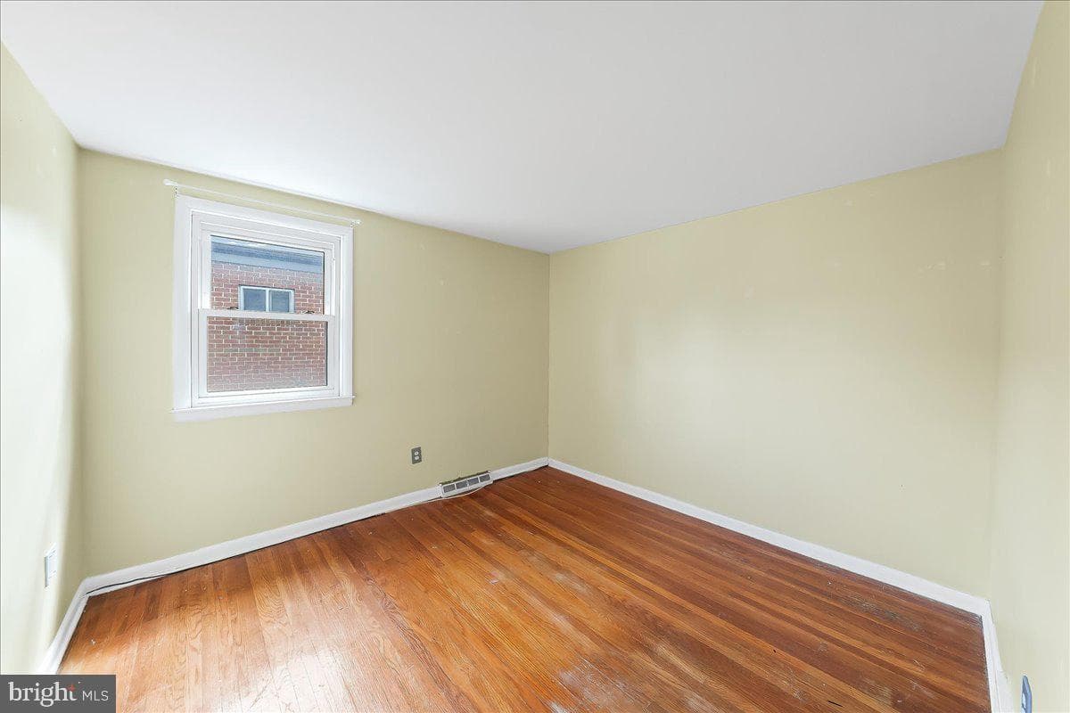 2 S Bonsall Avenue photo 14