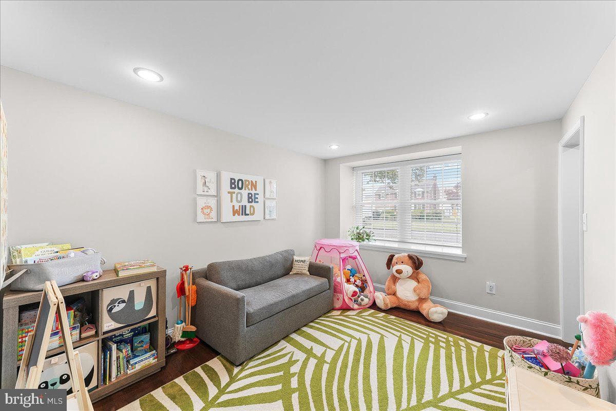 9 Pickwick Ln photo 13