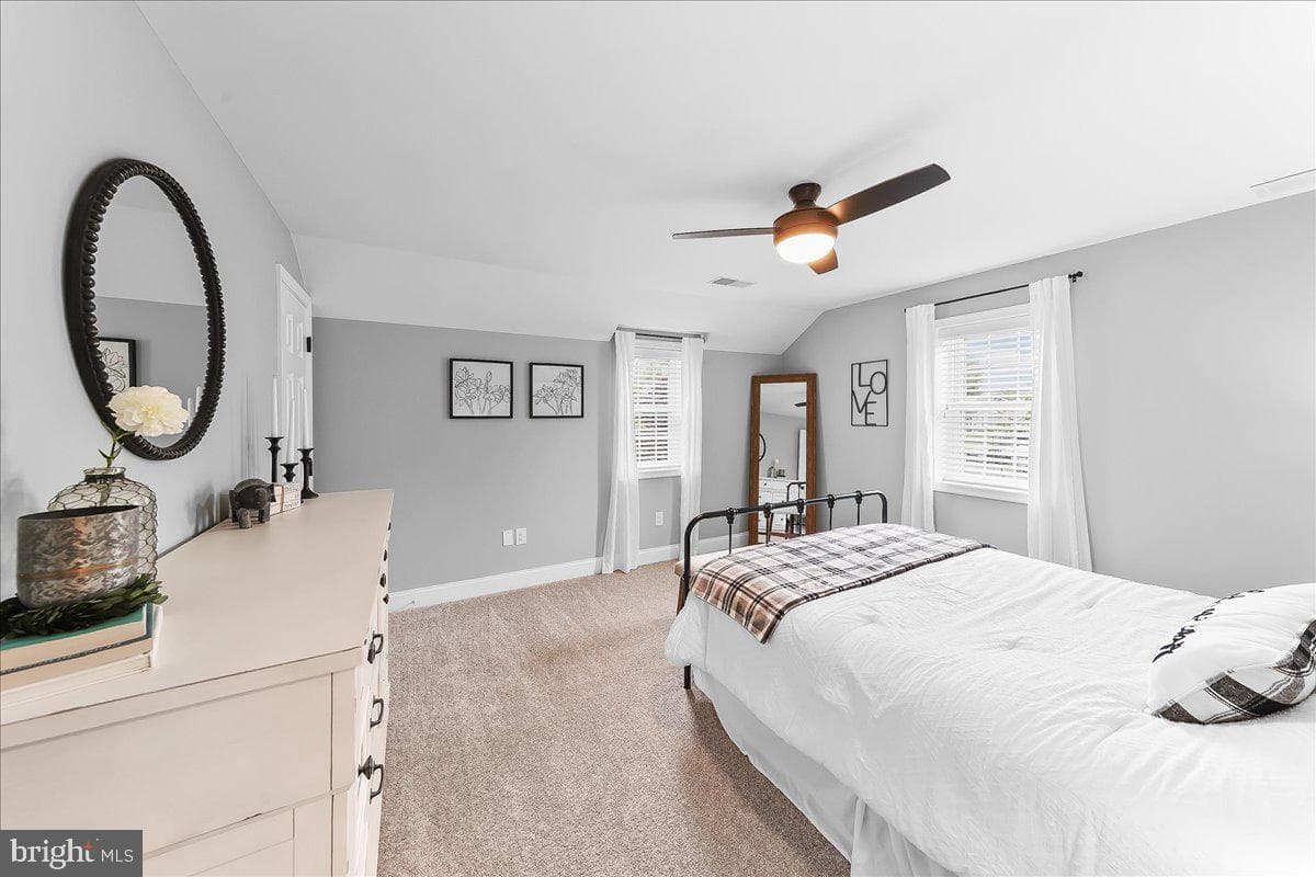 9 Pickwick Ln photo 24